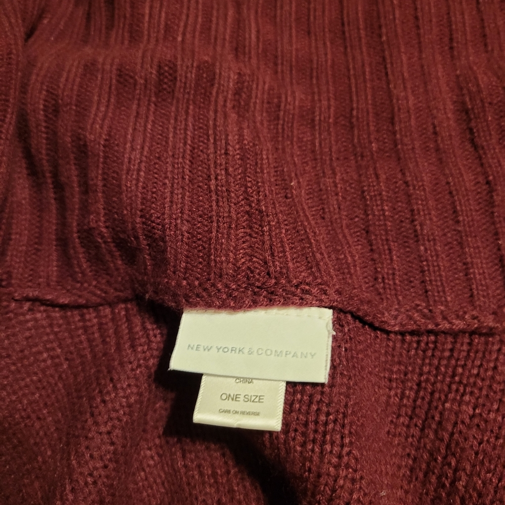 Sweater - Picture 3 of 3